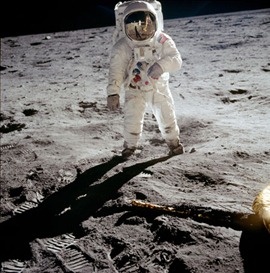 Apollo--An-apollo-astrona-004 Apollo--An-apollo-astrona-004